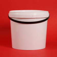bucket-with-lid--plastic